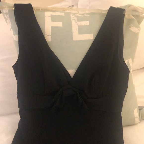 Trilogy black chic long dress - size 4 - like new condition - size 4 - Picture 3 of 7